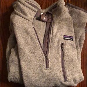 Men’s medium Patagonia Pullover Grey